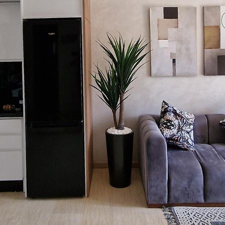 Firstwood Chic Apartment Hivernage Marrakesh Buitenkant foto